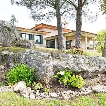 Вилла A Casa De Lamas *